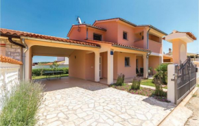 3 Bedroom Beautiful Home In Betiga